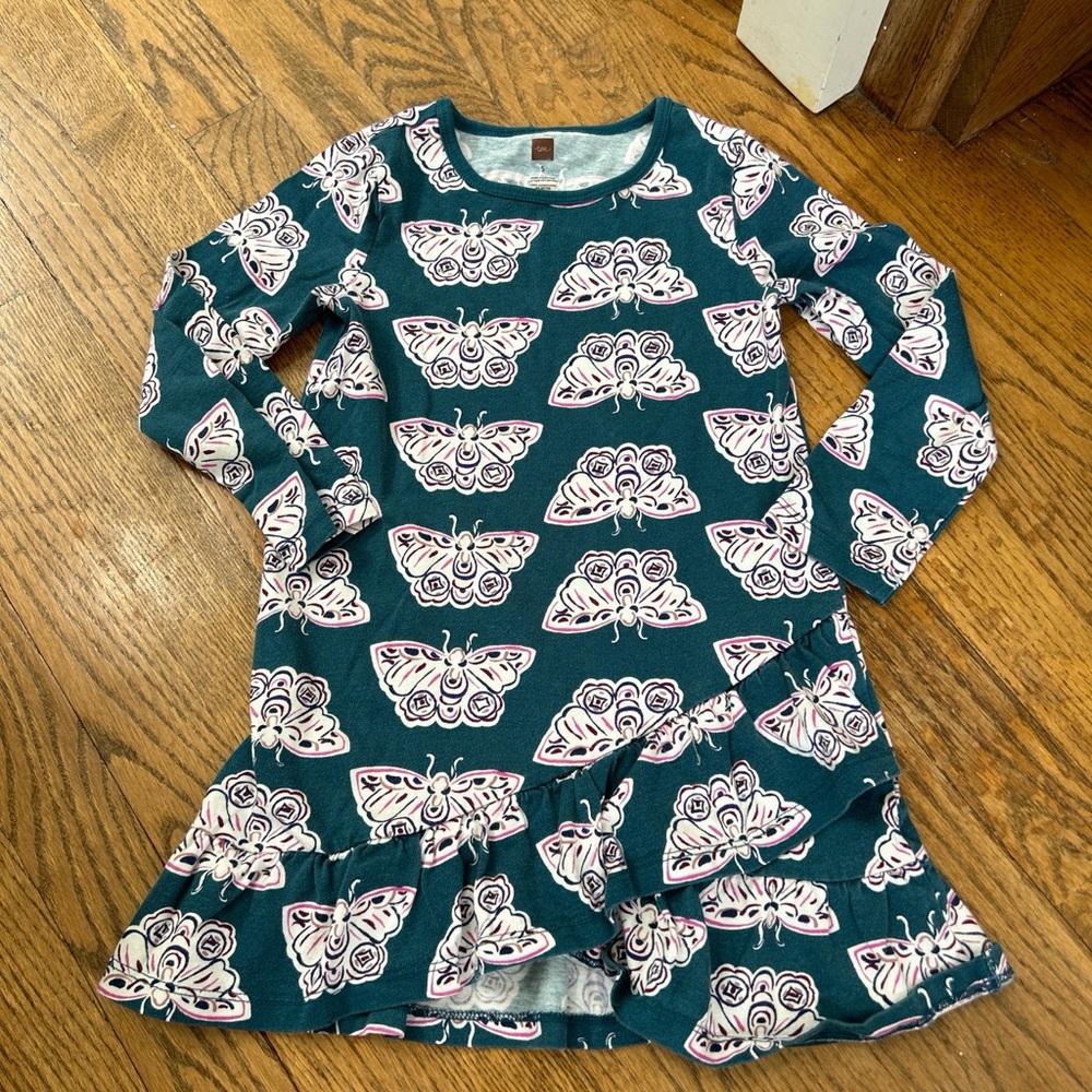 Tea Collection Girls Ruffle Hem Dress in the Chinois Butterfly pattern.